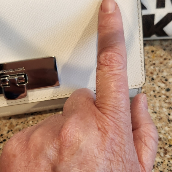 Michael Kors Tote Bag and Wallet - Picture 13 of 14